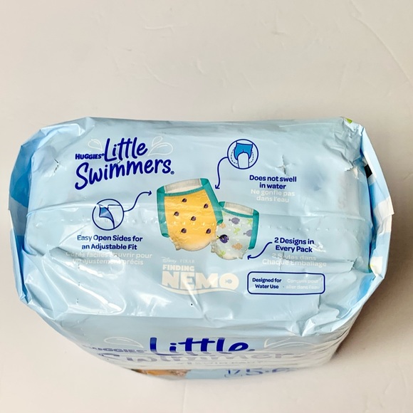 Huggies Finding Nemo Little Swimmers Diapers 17 Count Size 5/6 - Picture 7 of 7